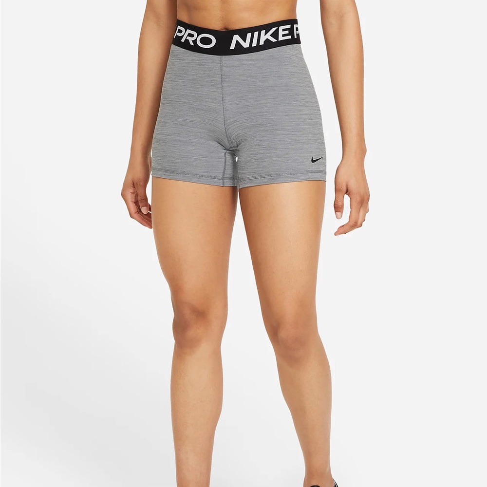 NIKE PRO 5” SHORTS